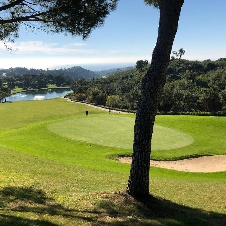 Ample Luxury Apart Fancy Marbella Golf & Padel מראה חיצוני תמונה