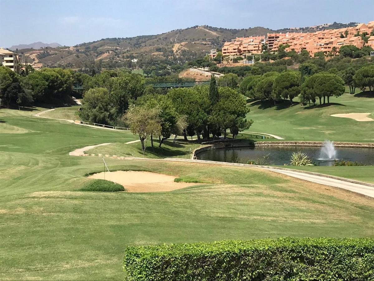 Ample Luxury Apart Fancy Marbella Golf & Padel מראה חיצוני תמונה