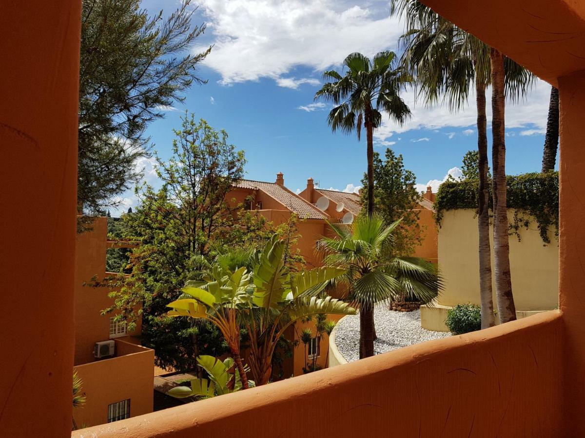 Ample Luxury Apart Fancy Marbella Golf & Padel מראה חיצוני תמונה