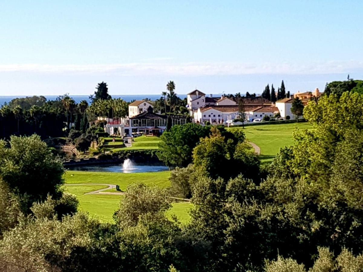 Ample Luxury Apart Fancy Marbella Golf & Padel מראה חיצוני תמונה